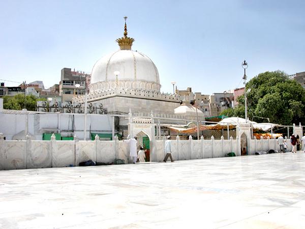 1467806280_1ajm 2.jpg